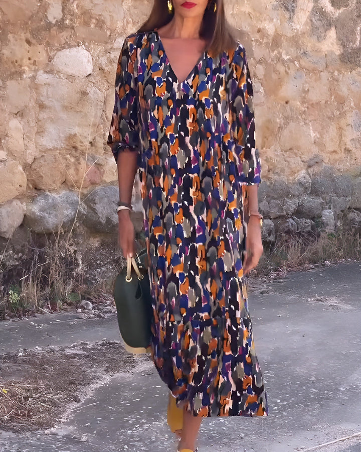 Nathalie | Retro Patterned V-Neck Dress