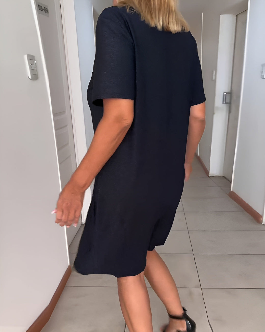Laurence | V-Neck Ruffled Elegant Dress