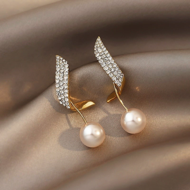 Johanna™ - Sky Pearl Earrings