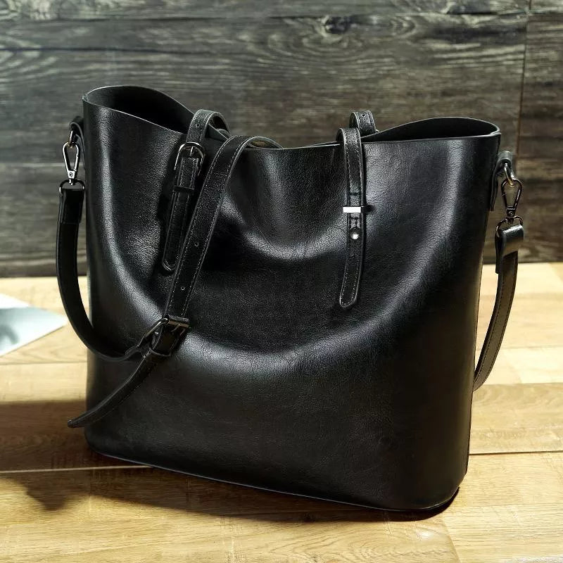 Vintage Charm | Leather Shoulder Bag
